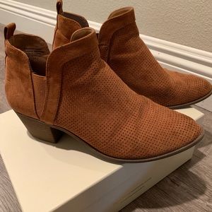 Style & Co Shoes - Style & CO booties Style & Co Shoes - Style & CO booties
